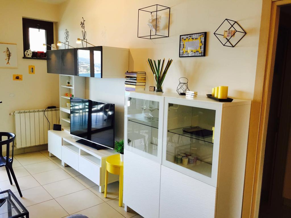 Luxury Apartment Mesina Habitación foto